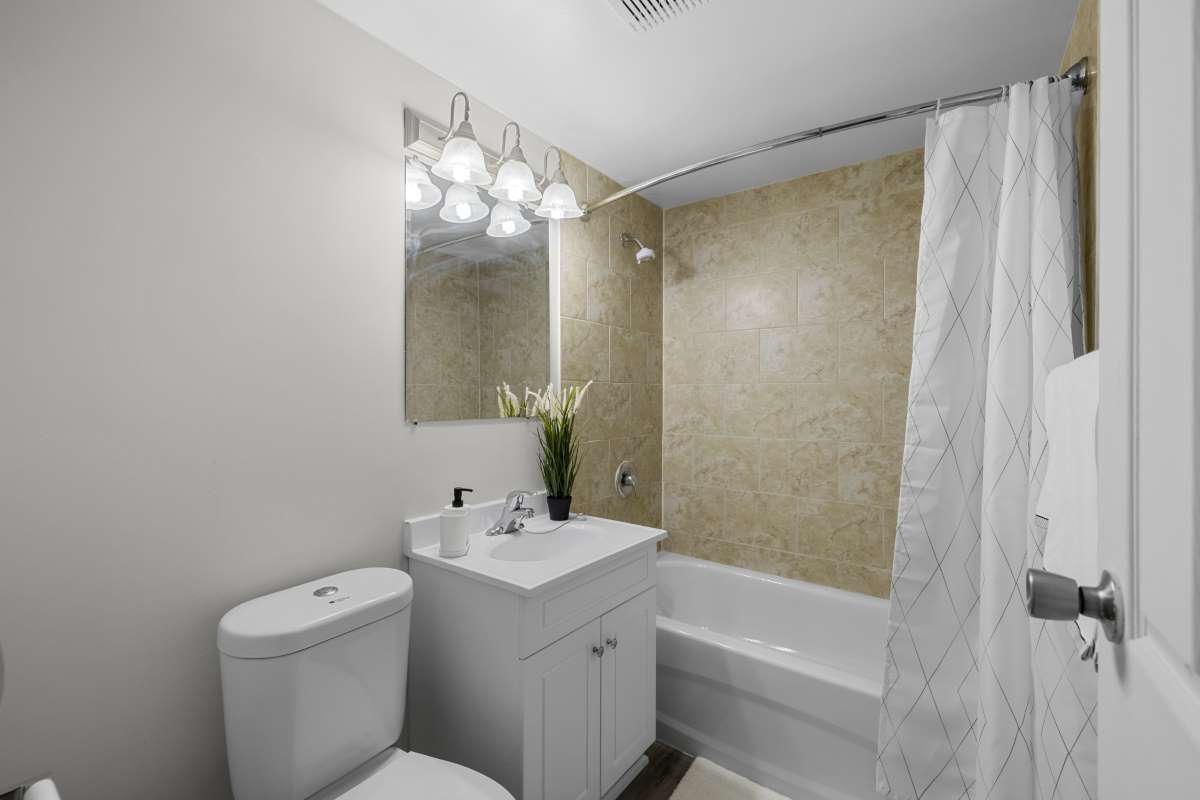 Harbour View Apartments - Photo 70