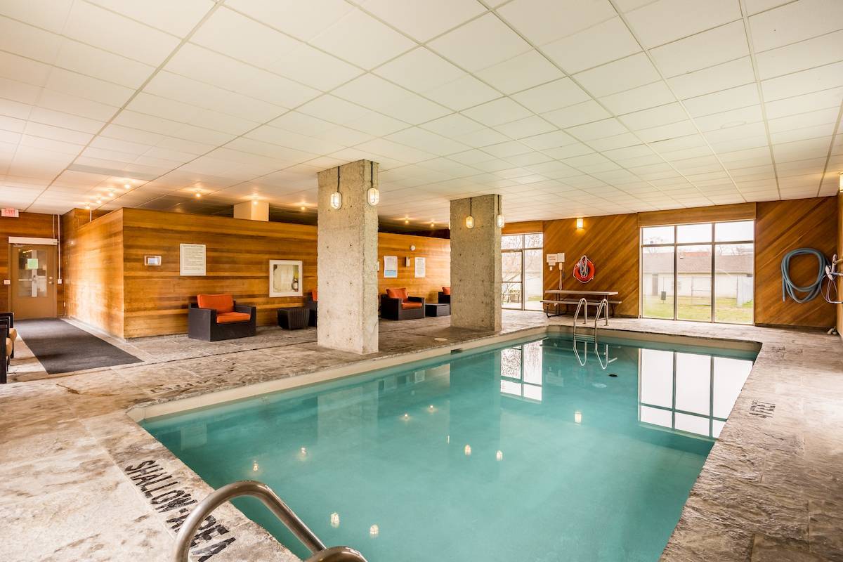 Evans Apartments - Photo 9