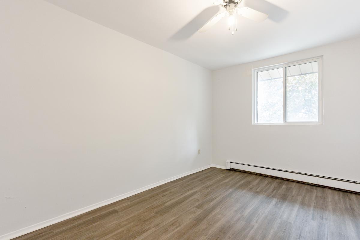 Berkshire Wonderland Apartments - Photo 27