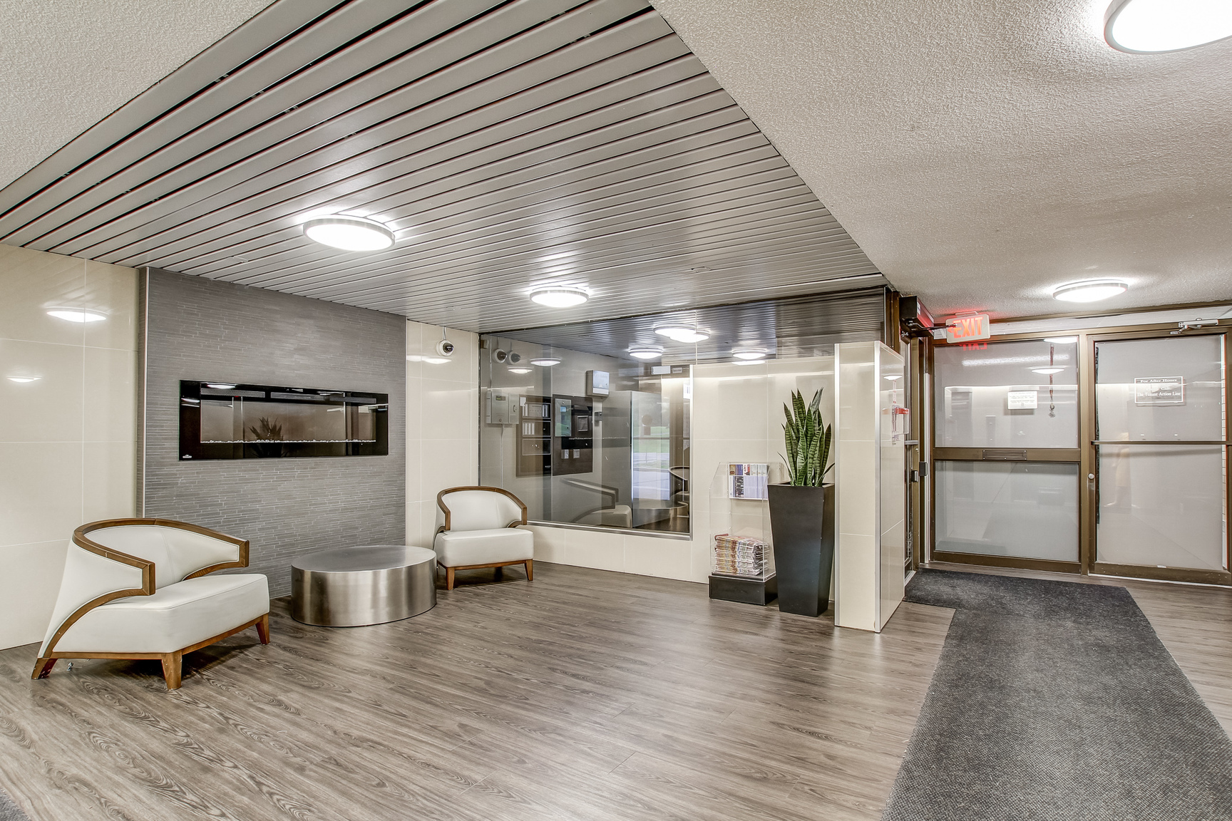 Park Royal Village Apartments - Photo 28