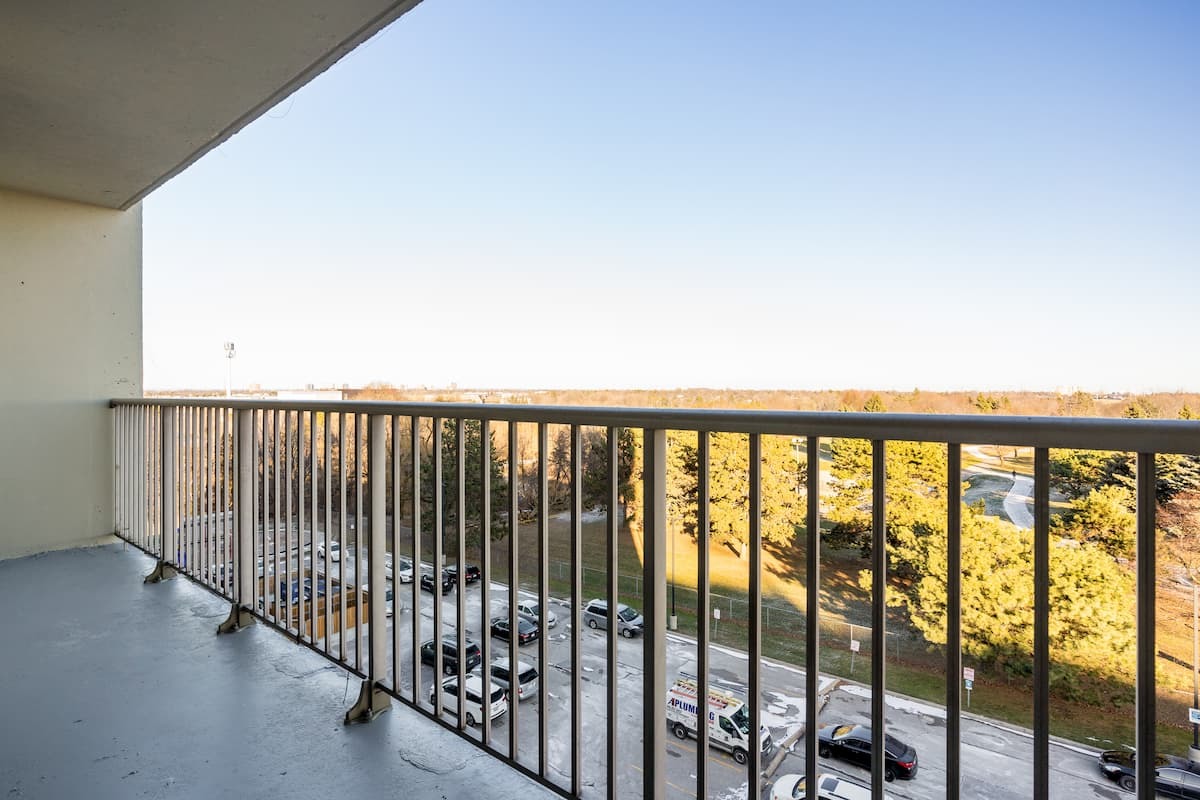 30 Tuxedo Court Apartments - Photo 39
