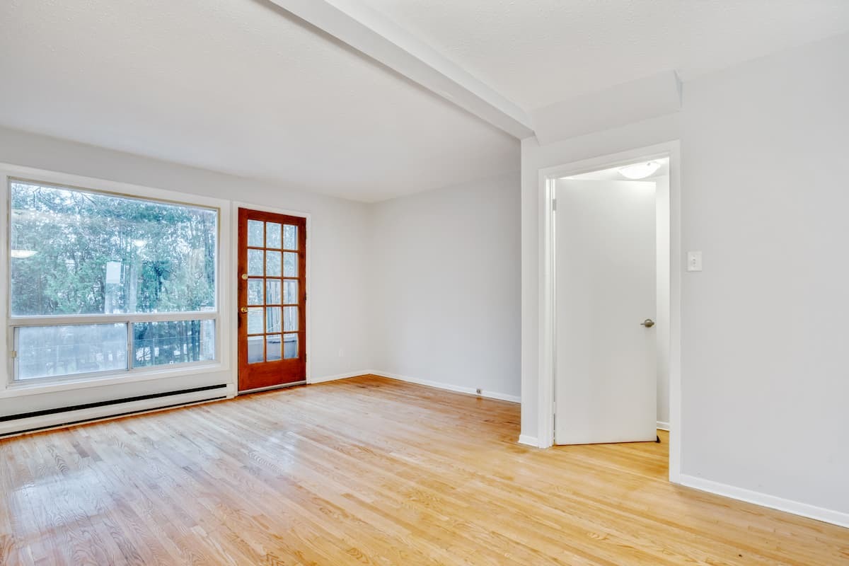 85 Henderson Avenue Townhomes - Photo 14