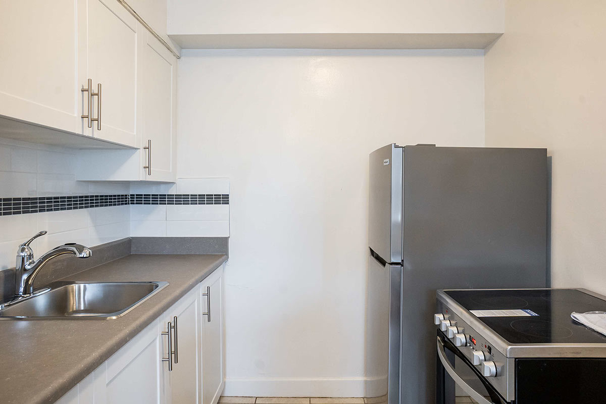 Chatsworth Apartments - Photo 36