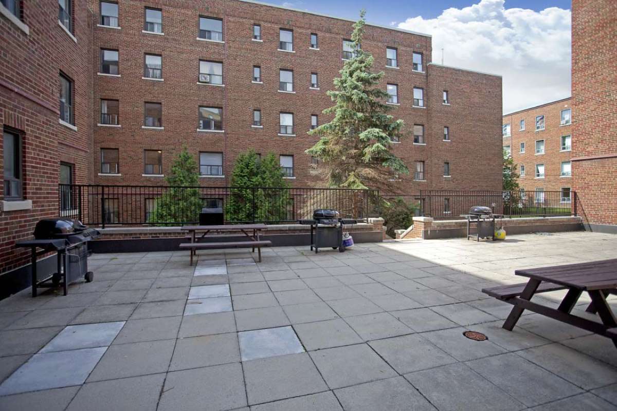 Chatsworth Apartments - Photo 52