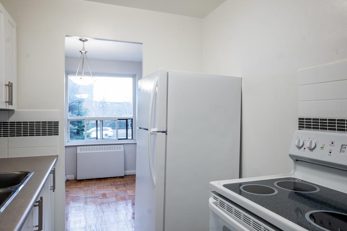 Lawrence Apartments - Photo 21