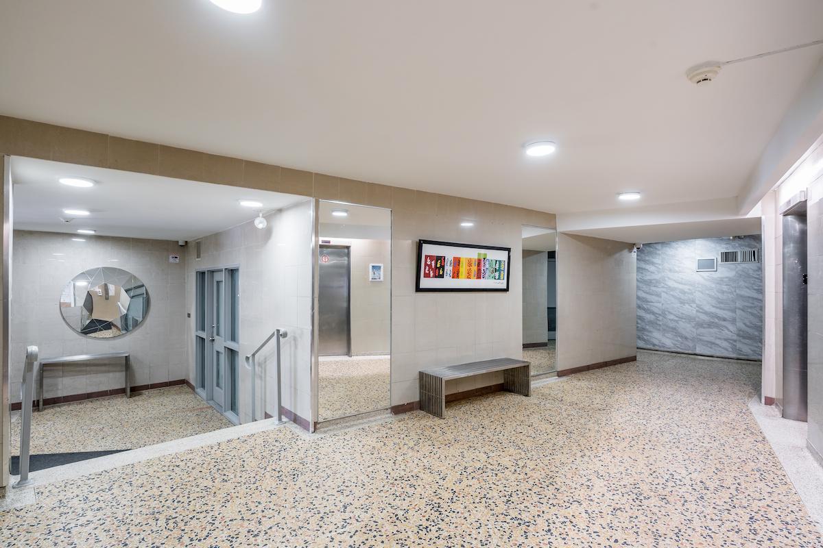 Lawrence East Apartments - Photo 20