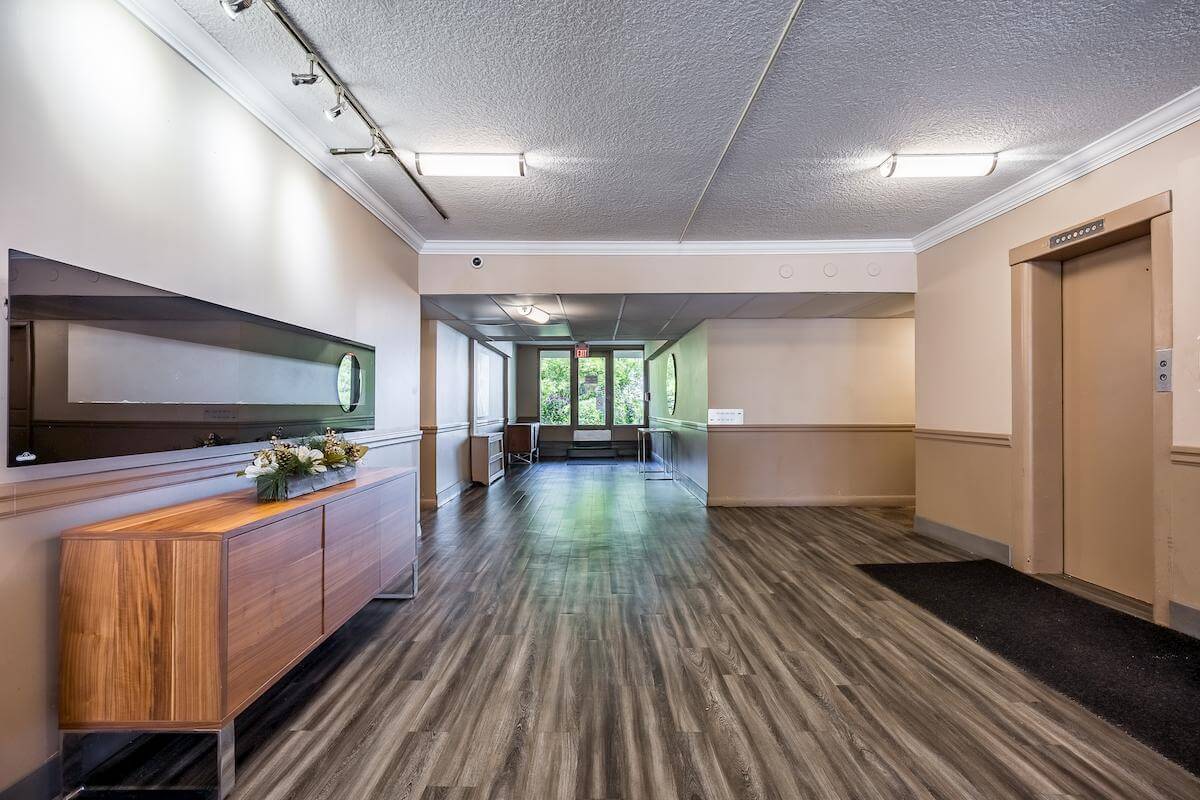 Mimico Estates - Photo 21