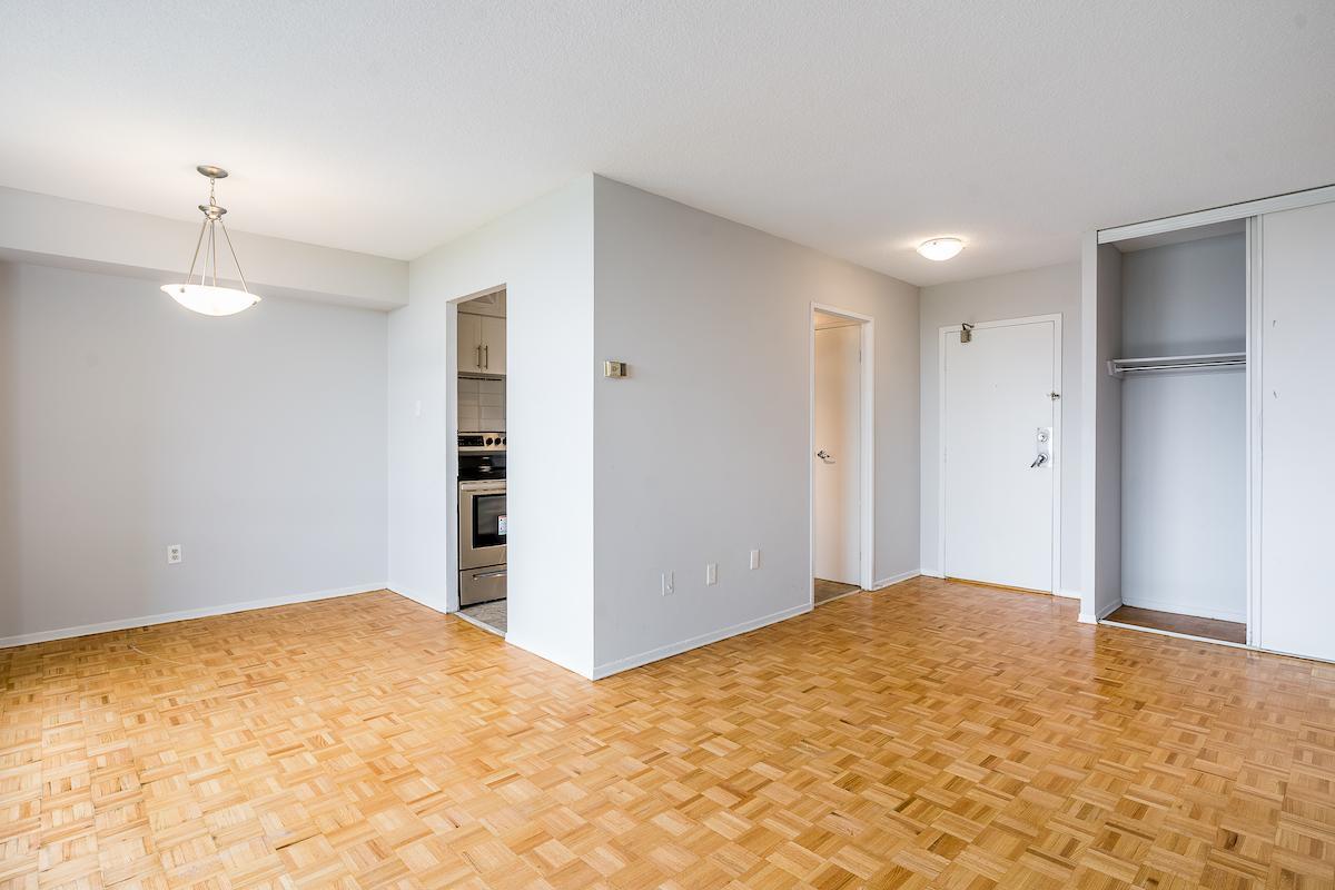 Murray Ross Apartments - Photo 44