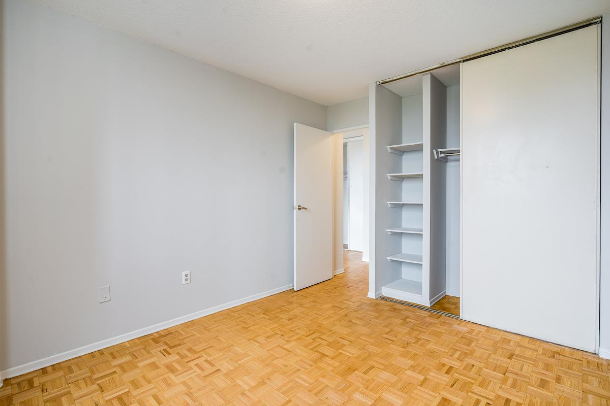 Murray Ross Apartments - Photo 48