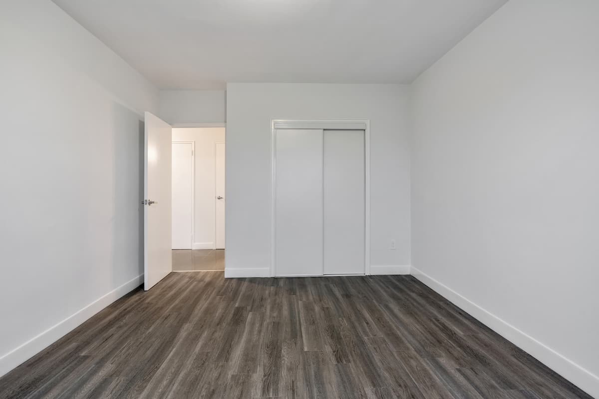 Sheldon Towers - Photo 33