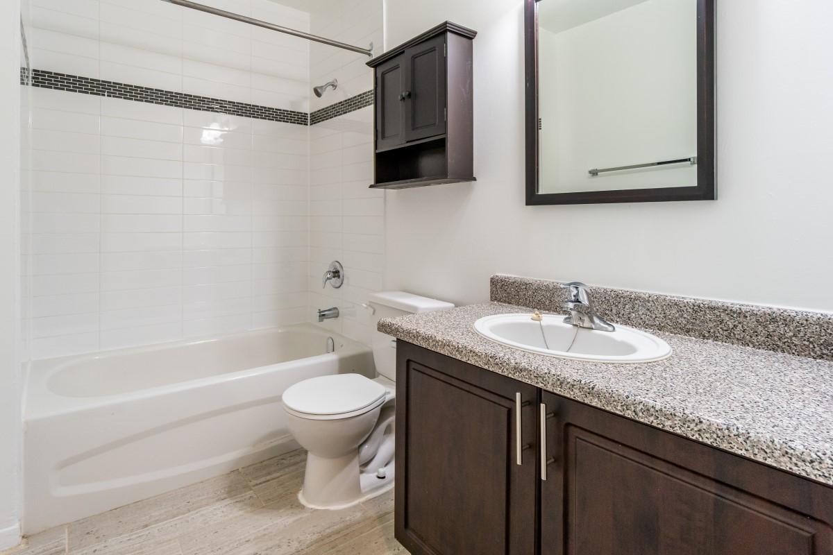 Silverstone Townhomes - Photo 24
