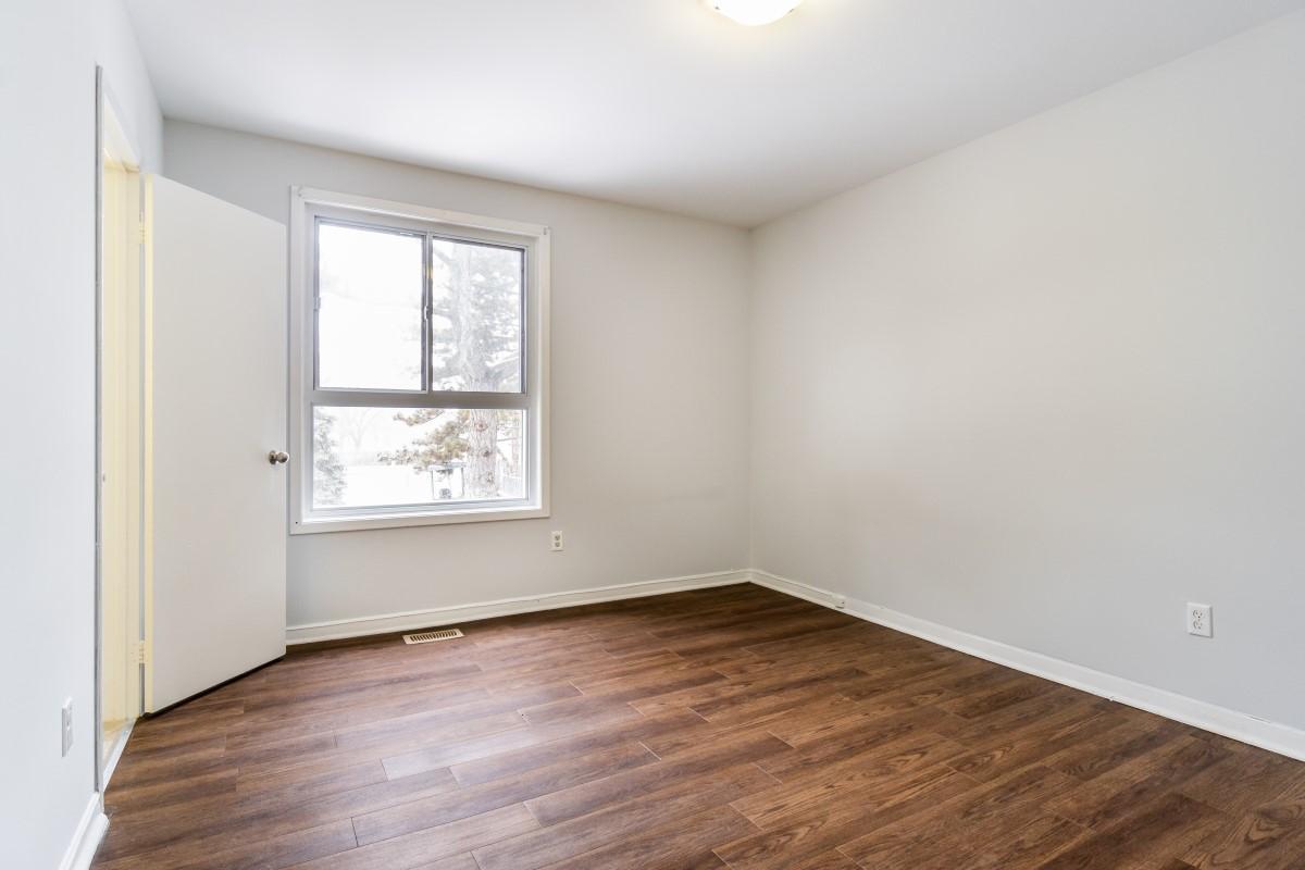 Silverstone Townhomes - Photo 30