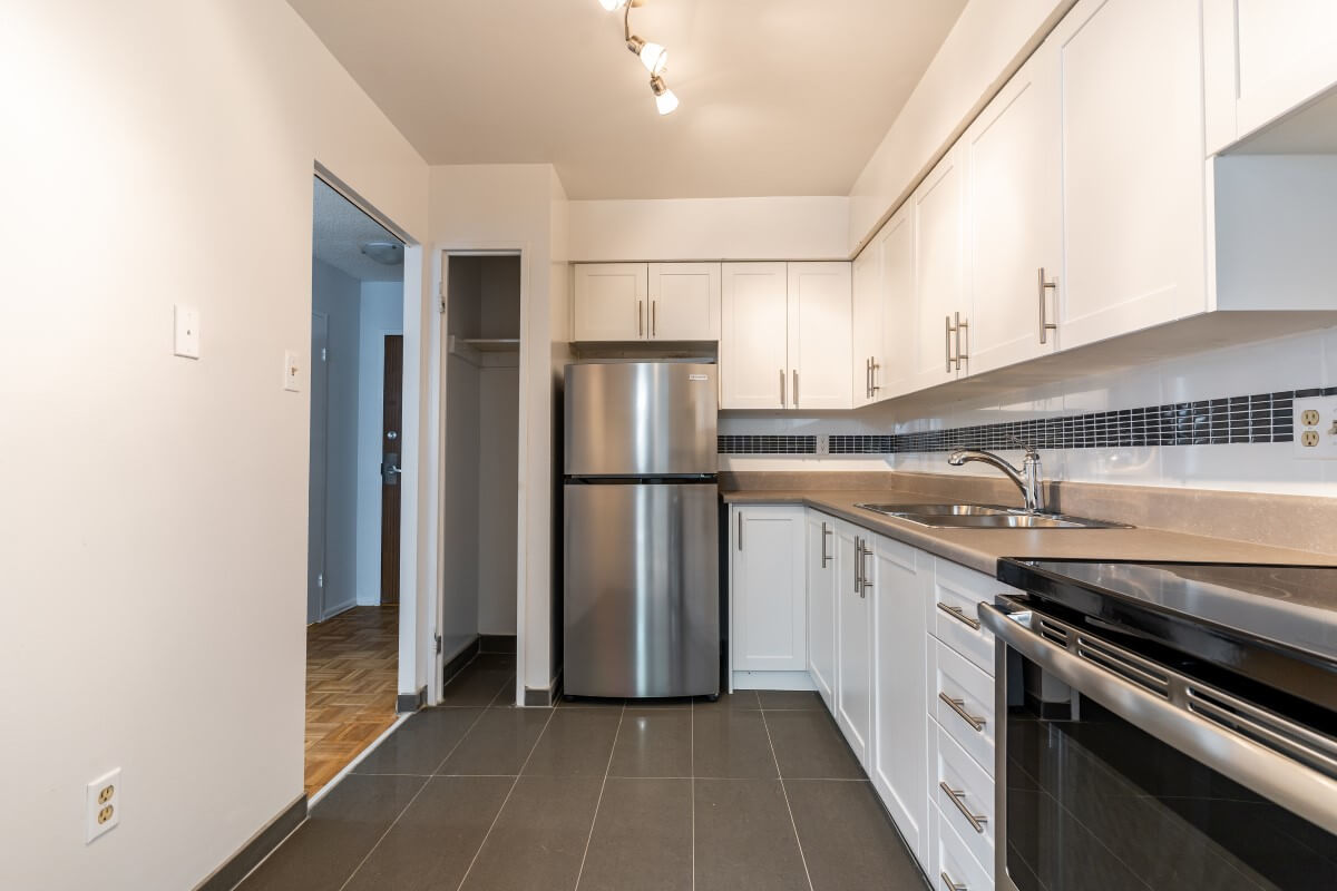Yonge Eglinton Apartments — Orchard View - Photo 48