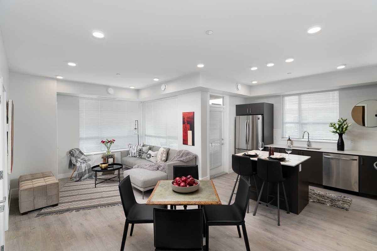Proxima Kelowna Apartments - Photo 6