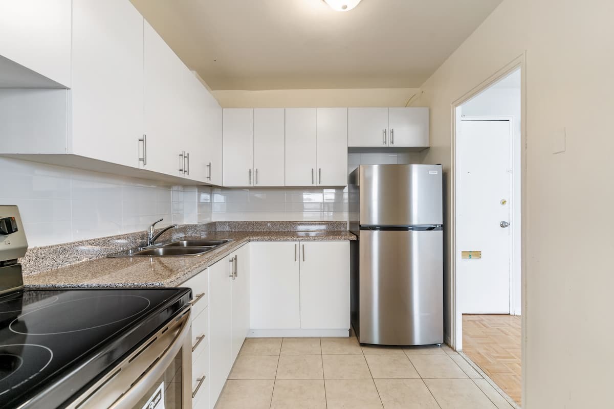 2283 Eglinton Avenue Apartments - Photo 21