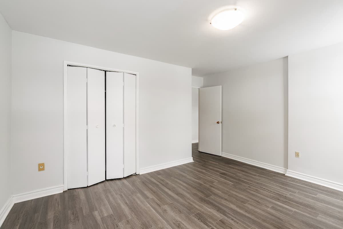 The Westmount - Photo 20
