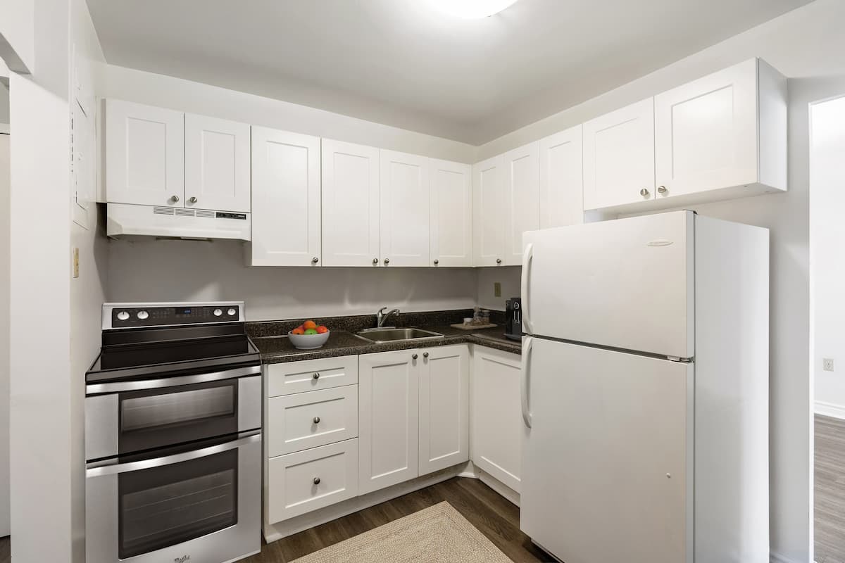 The Westmount - Photo 16