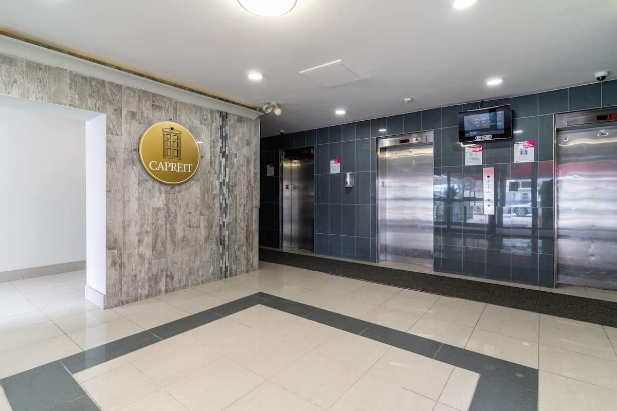 Markham Road Apartments – 1050 - Photo 21