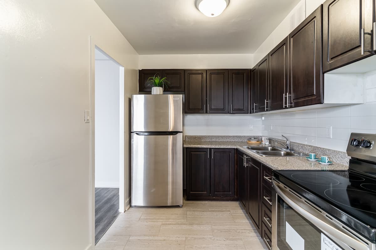Markham Road Apartments – 1050 - Photo 24