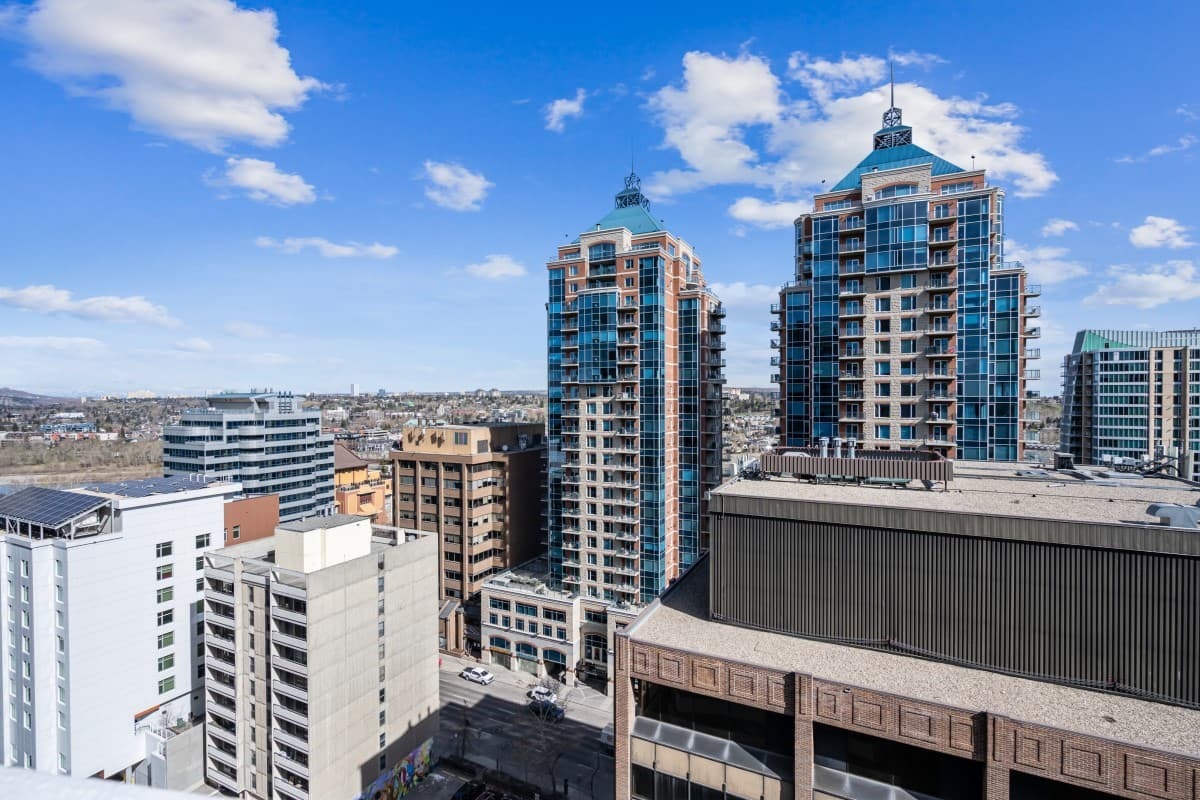 Vista Tower - Photo 45