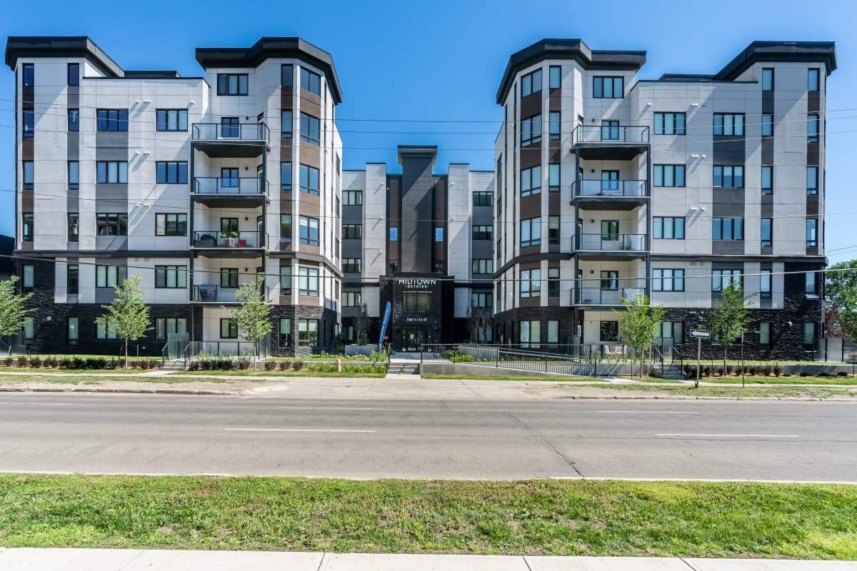 Midtown Estates Apartments - Photo 9