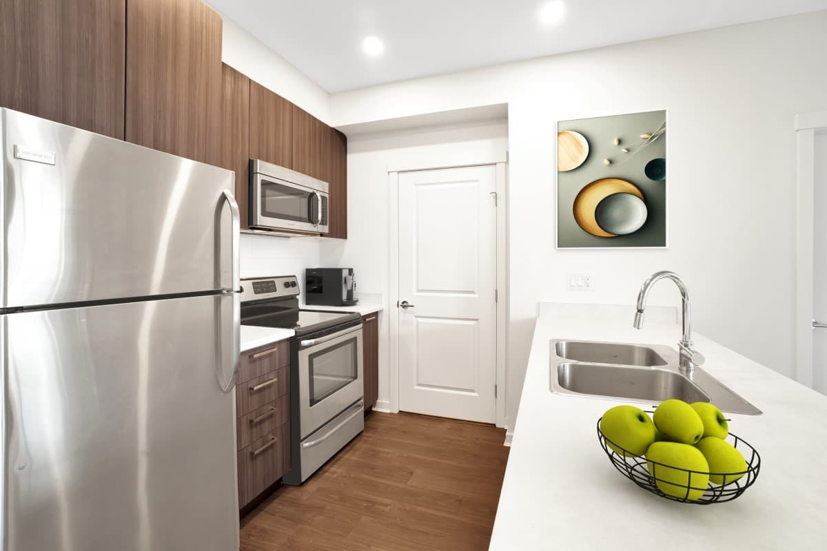 The Meridian Apartments - Photo 24