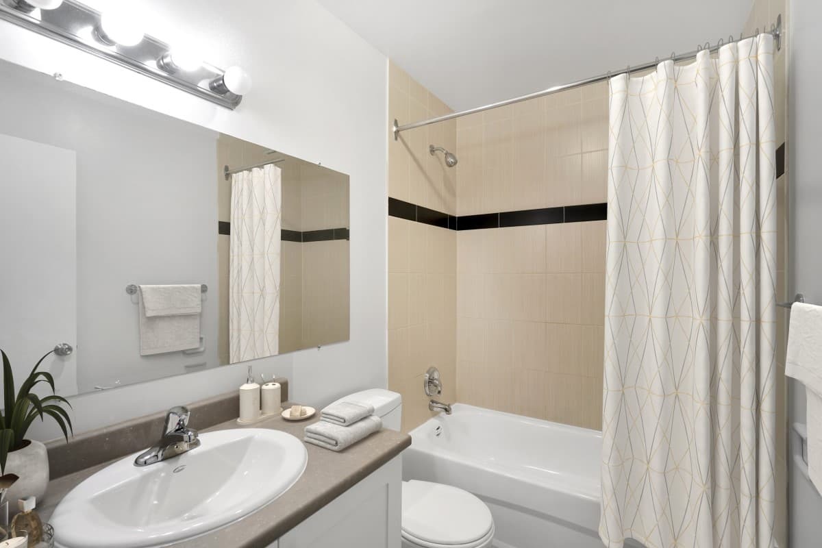 Lynn Gary Apartments - Photo 18