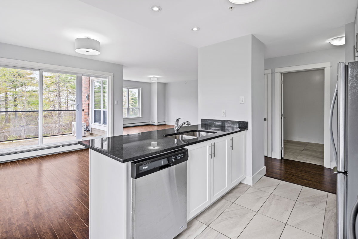 76 Place Apartments - Photo 24