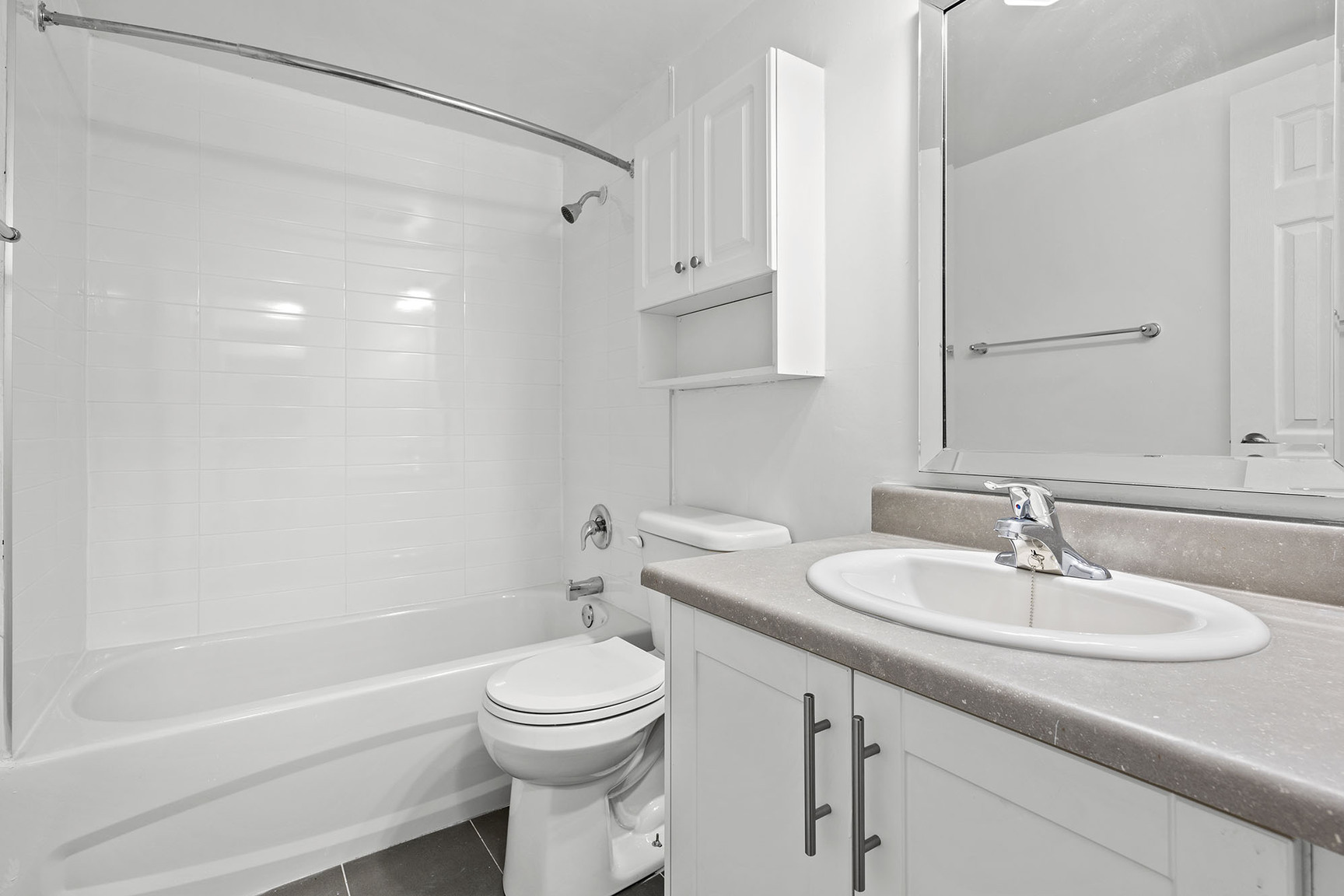 Applewood Towers Apartments - Photo 39