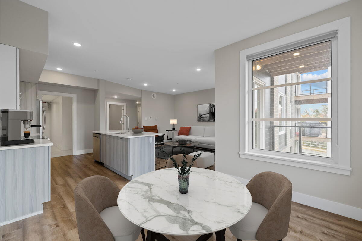 The Madison Bedford Apartments - Photo 4