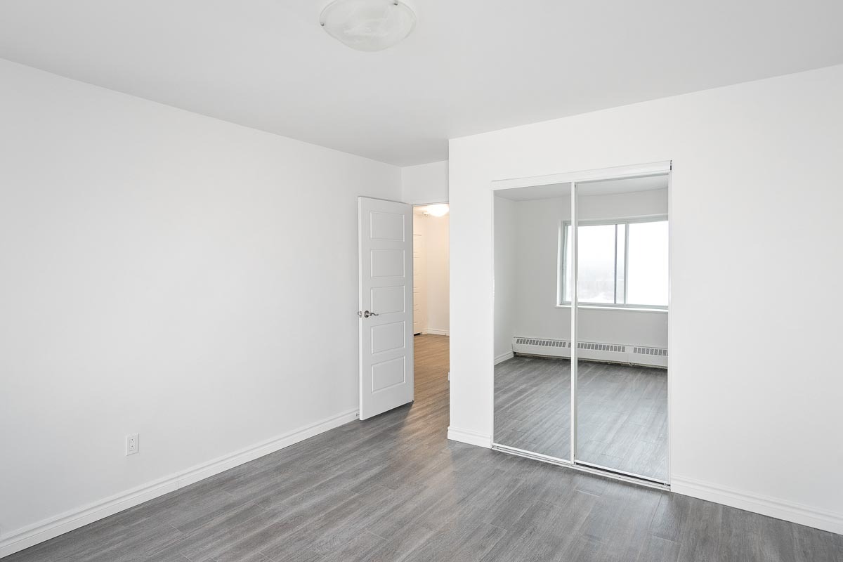 Benny Crescent Apartments - Photo 36