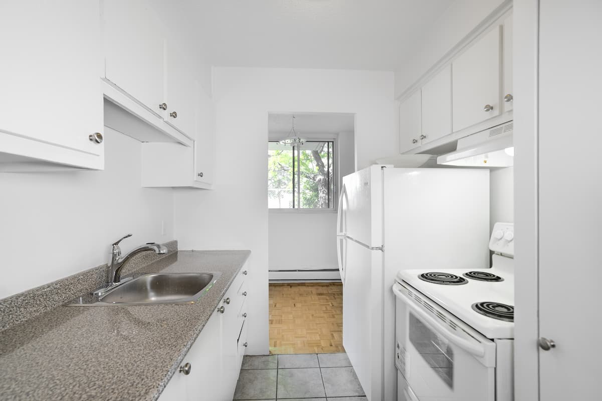 Bois-de-Boulogne Apartments - Photo 18