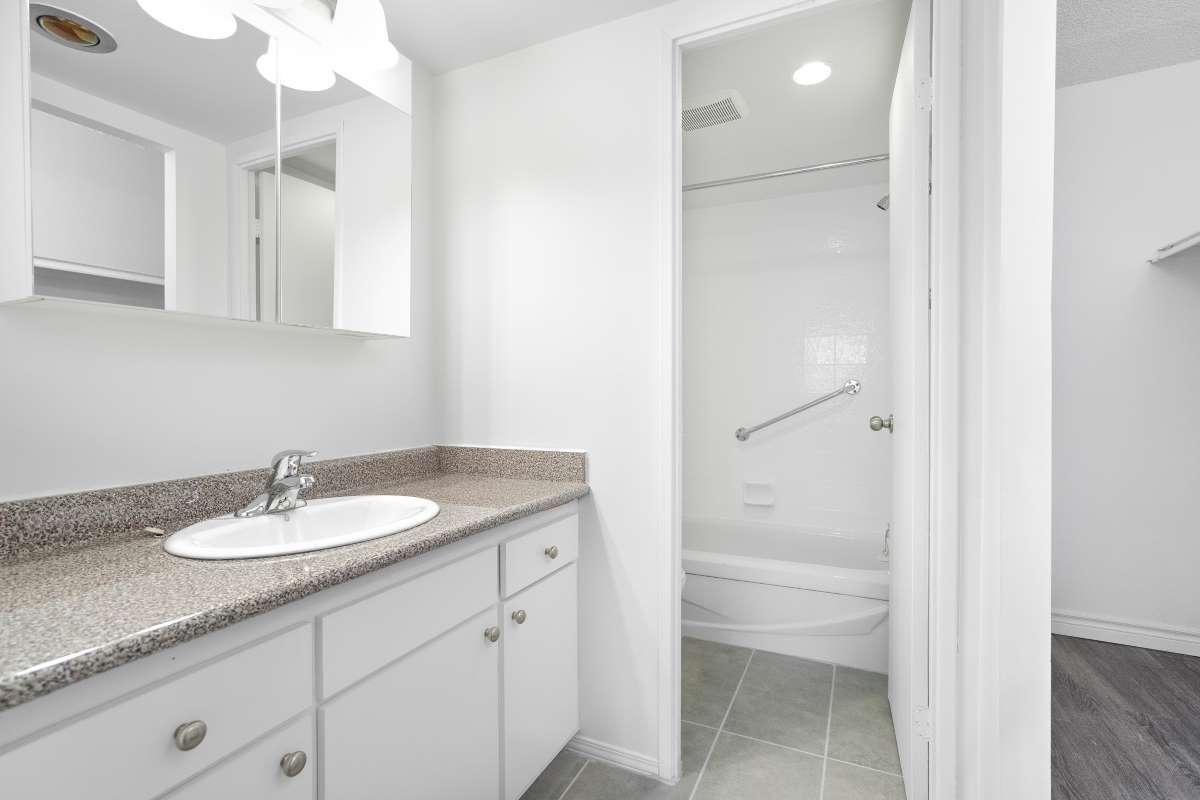 Lanthier Royal Apartments - Photo 21