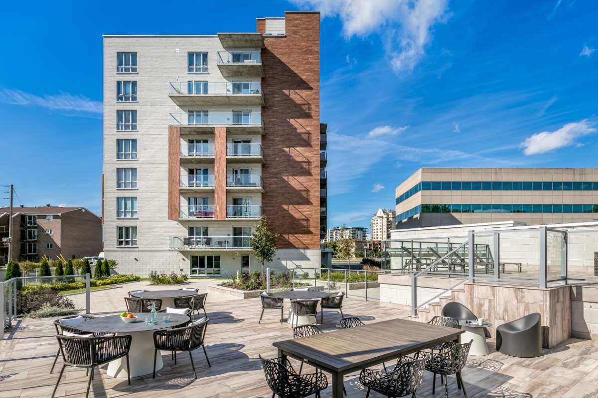 The Topaz Laval Apartments - Photo 15
