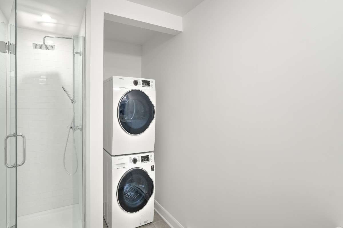 The Topaz Laval Apartments - Photo 27