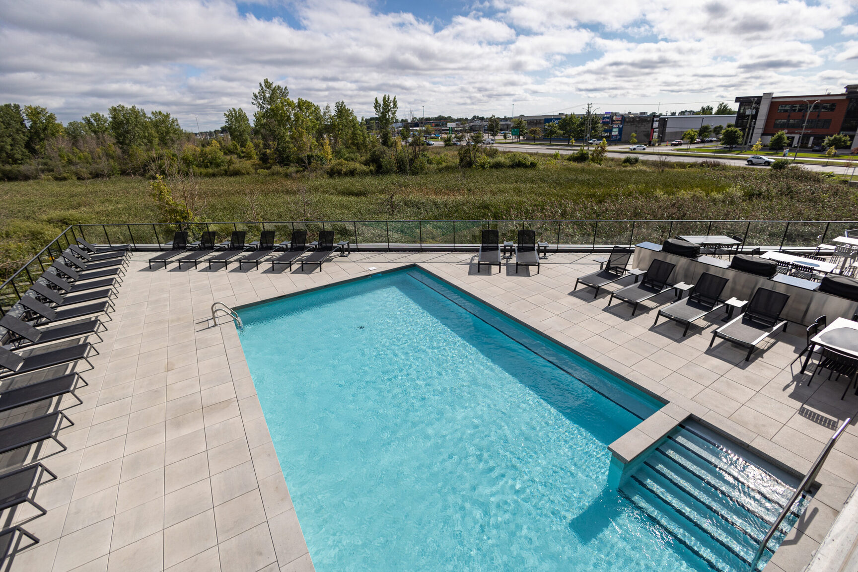 Le James Laval Apartments - Photo 55