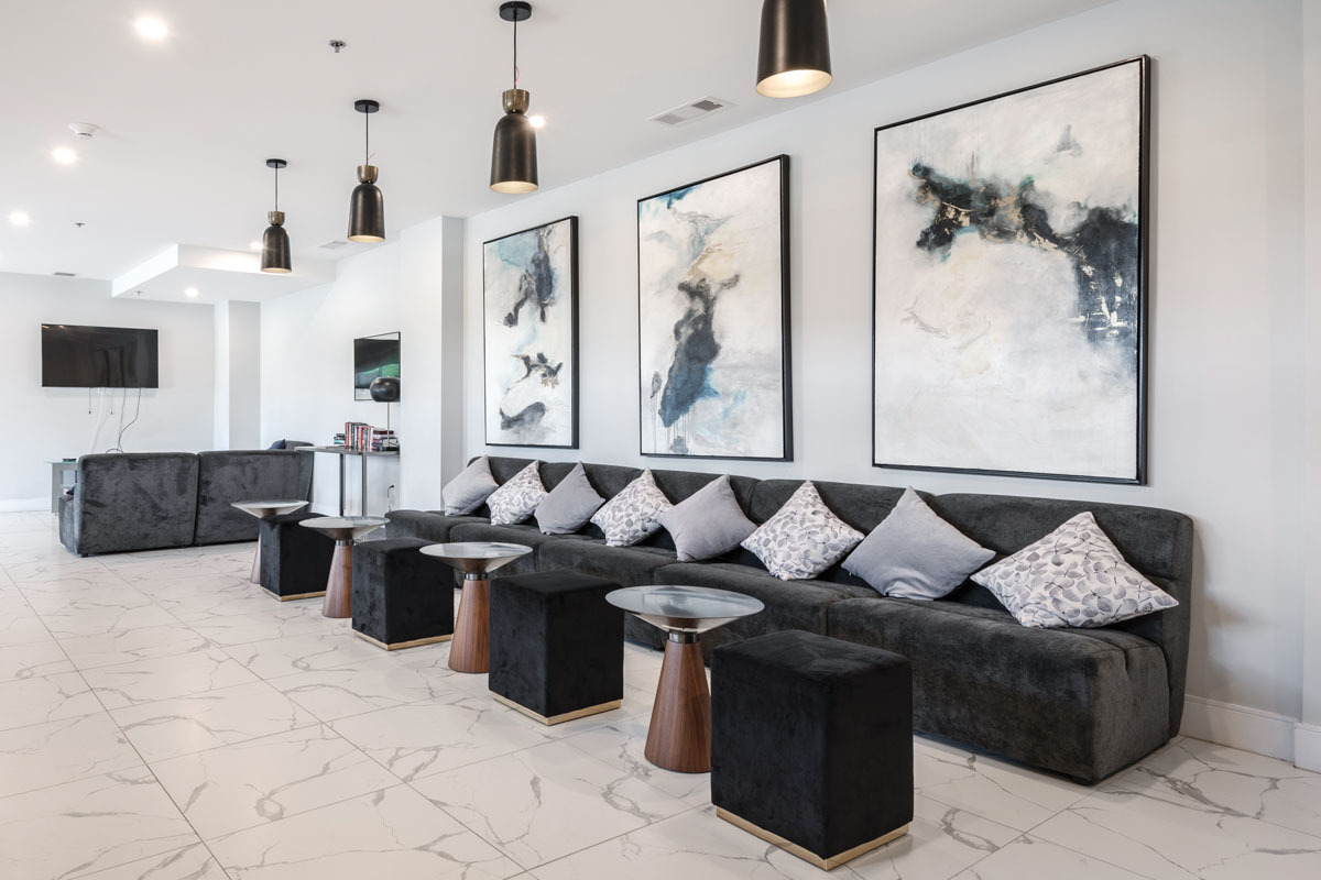 The Sterling Bedford Apartments - Photo 9