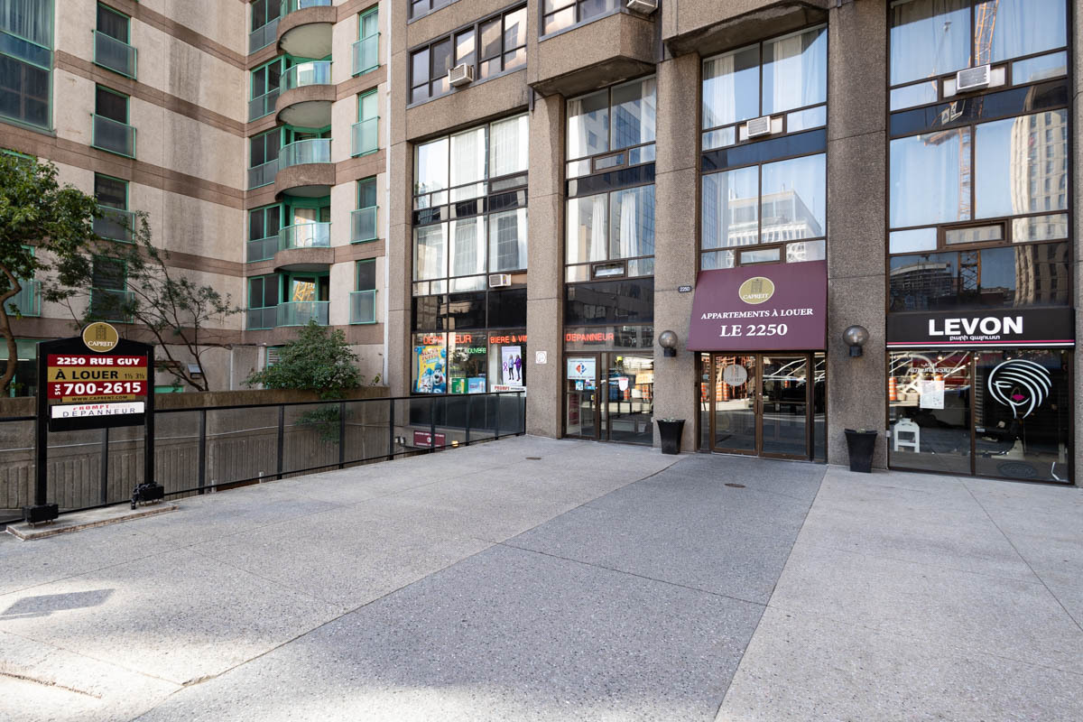 The 2250 Guy Apartments - Photo 44