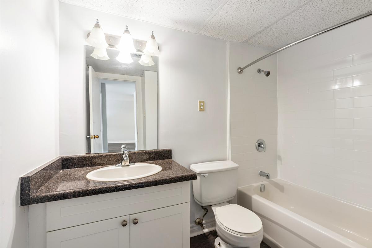 The Westmount - Photo 18