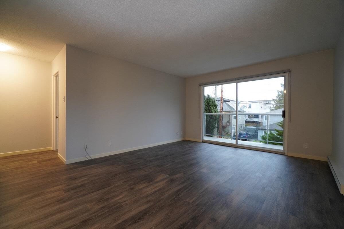 Sentinel Apartments - Photo 4