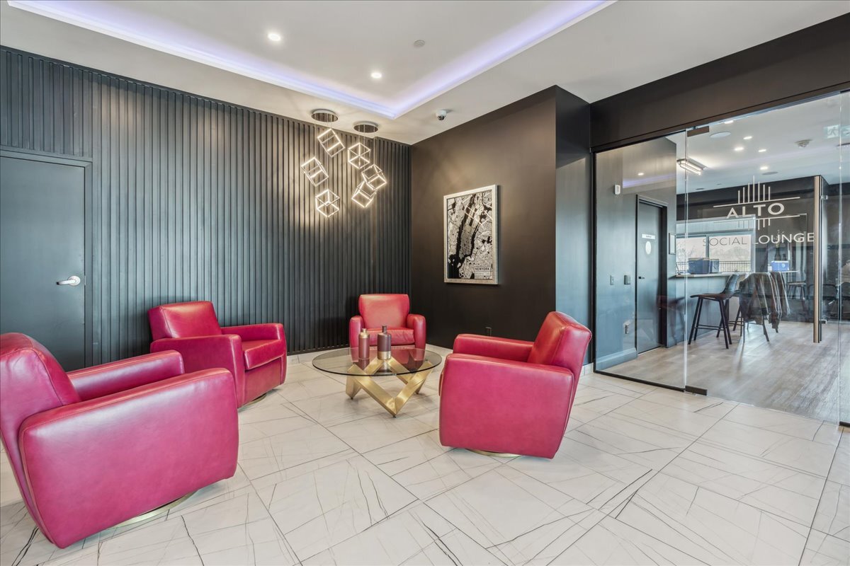 Alto Towers - Photo 56