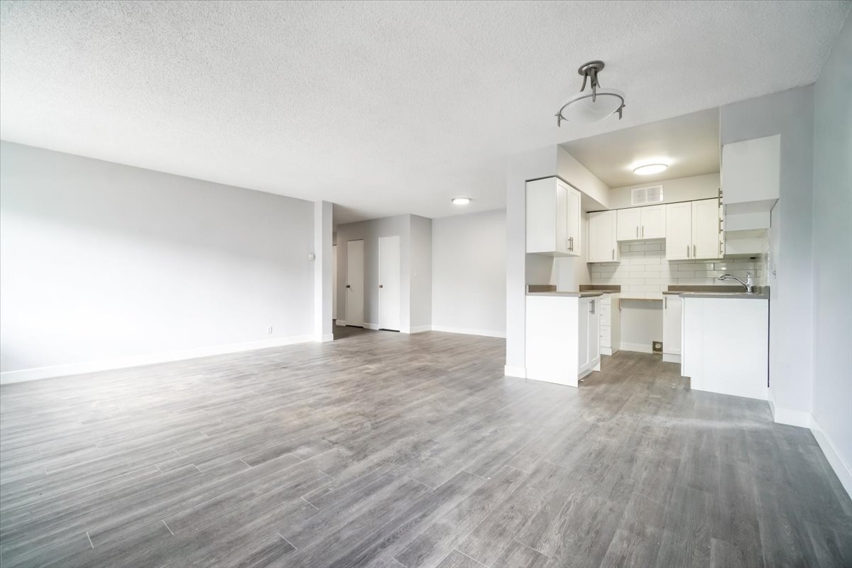 Hillcrest Manor Apartments - Photo 18