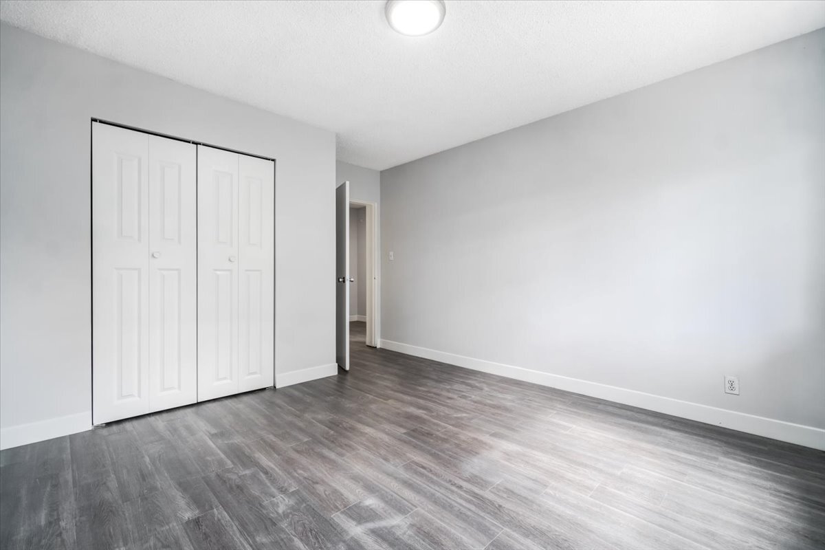 Hillcrest Manor Apartments - Photo 22