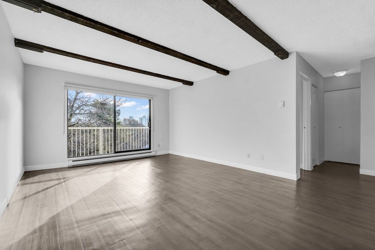 Vista Terrace Apartments - Photo 18