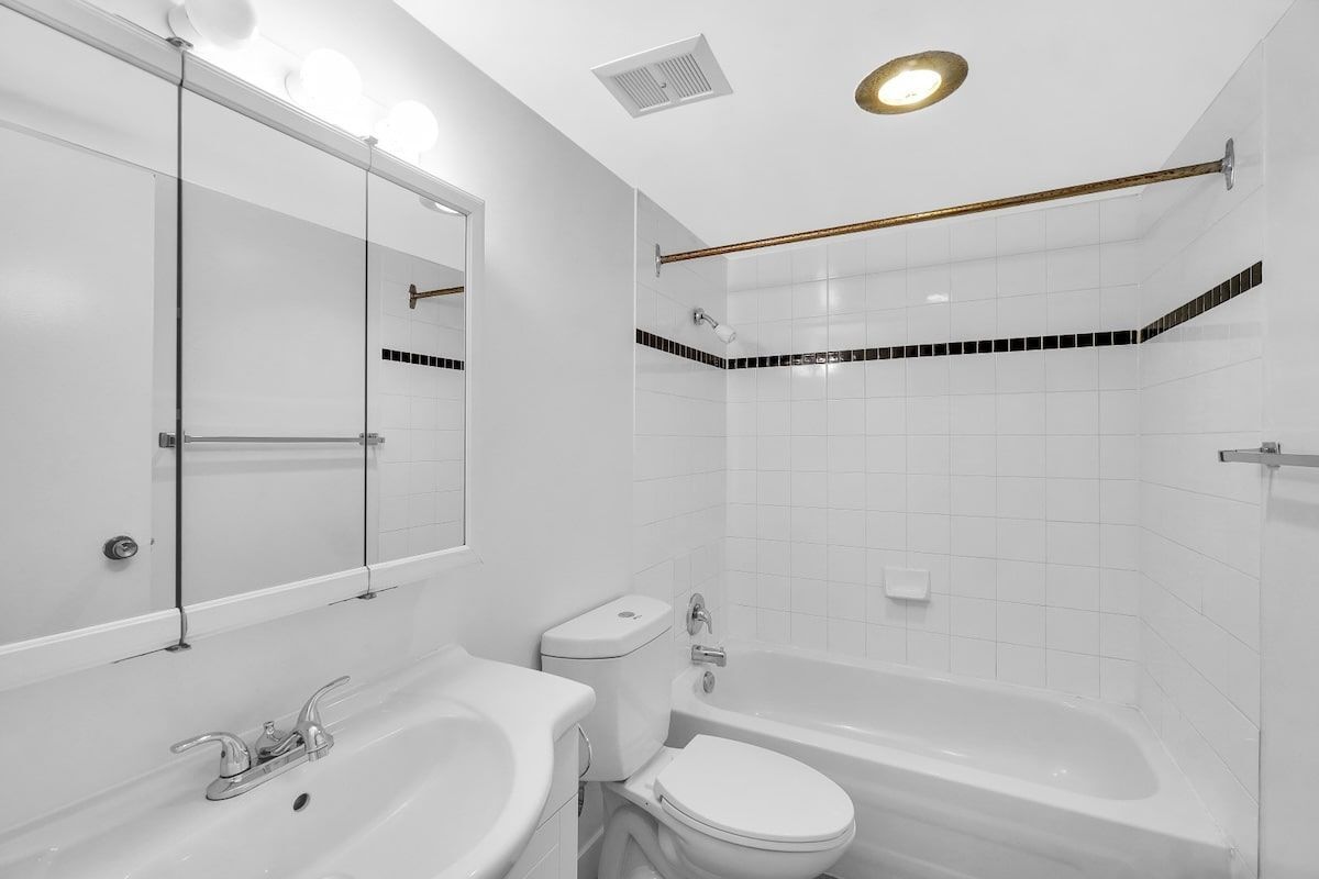 Vista Terrace Apartments - Photo 36
