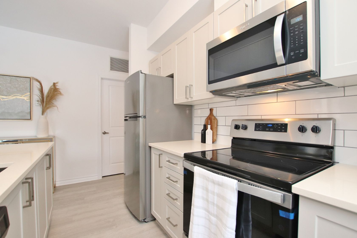 Hillview Apartments - Photo 18