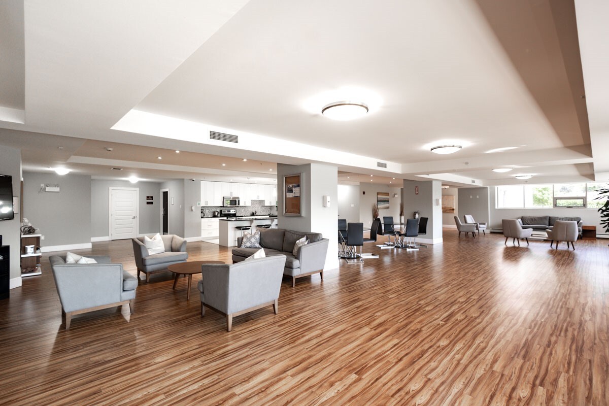 76 Place Apartments - Photo 6