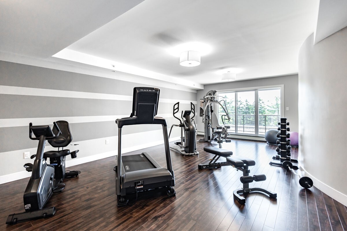 76 Place Apartments - Photo 12