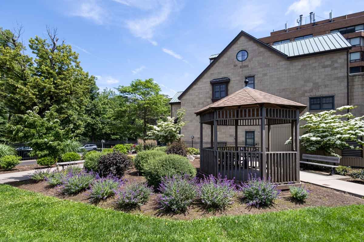 Spring Garden - Photo 24