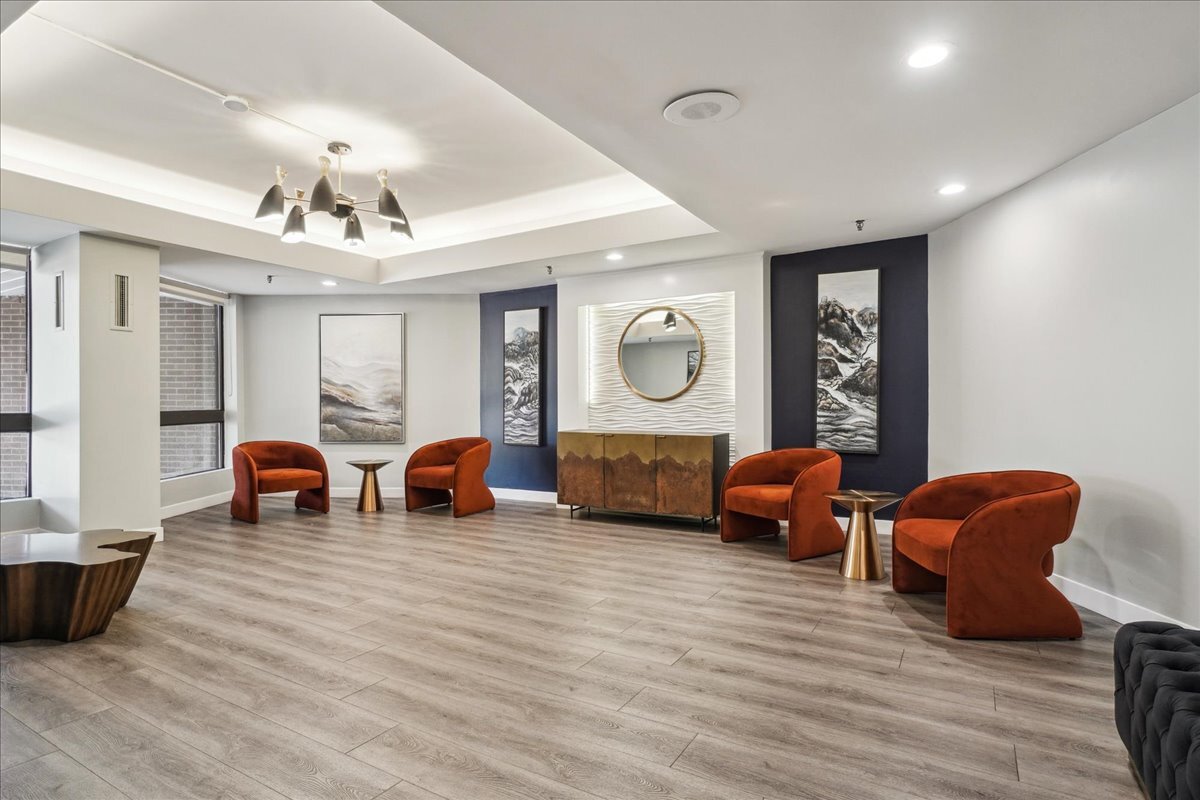 Rathburn Apartments - Photo 25